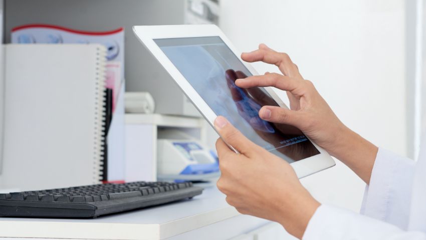 Managing appointment changes in clinics